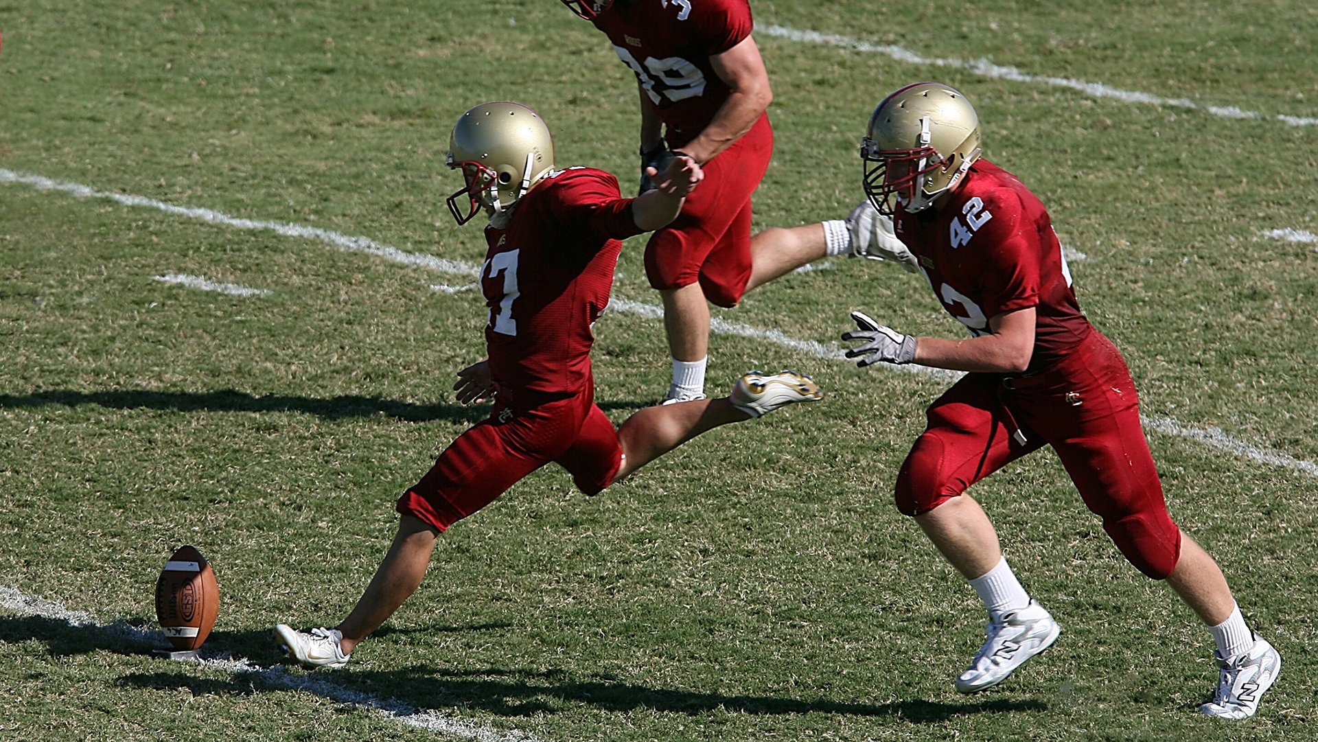 体育纪录片聚焦退役运动员创业经历,退役运动员现状