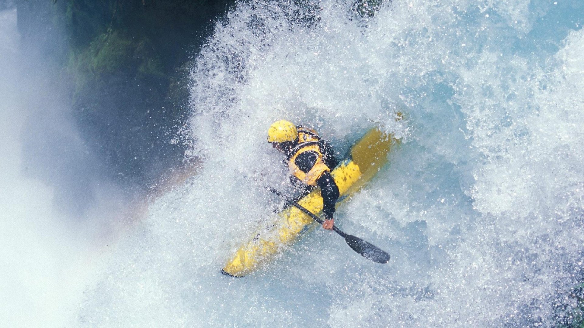 拳击比赛激烈开打 冠军宝座悬念丛生,拳击夺冠