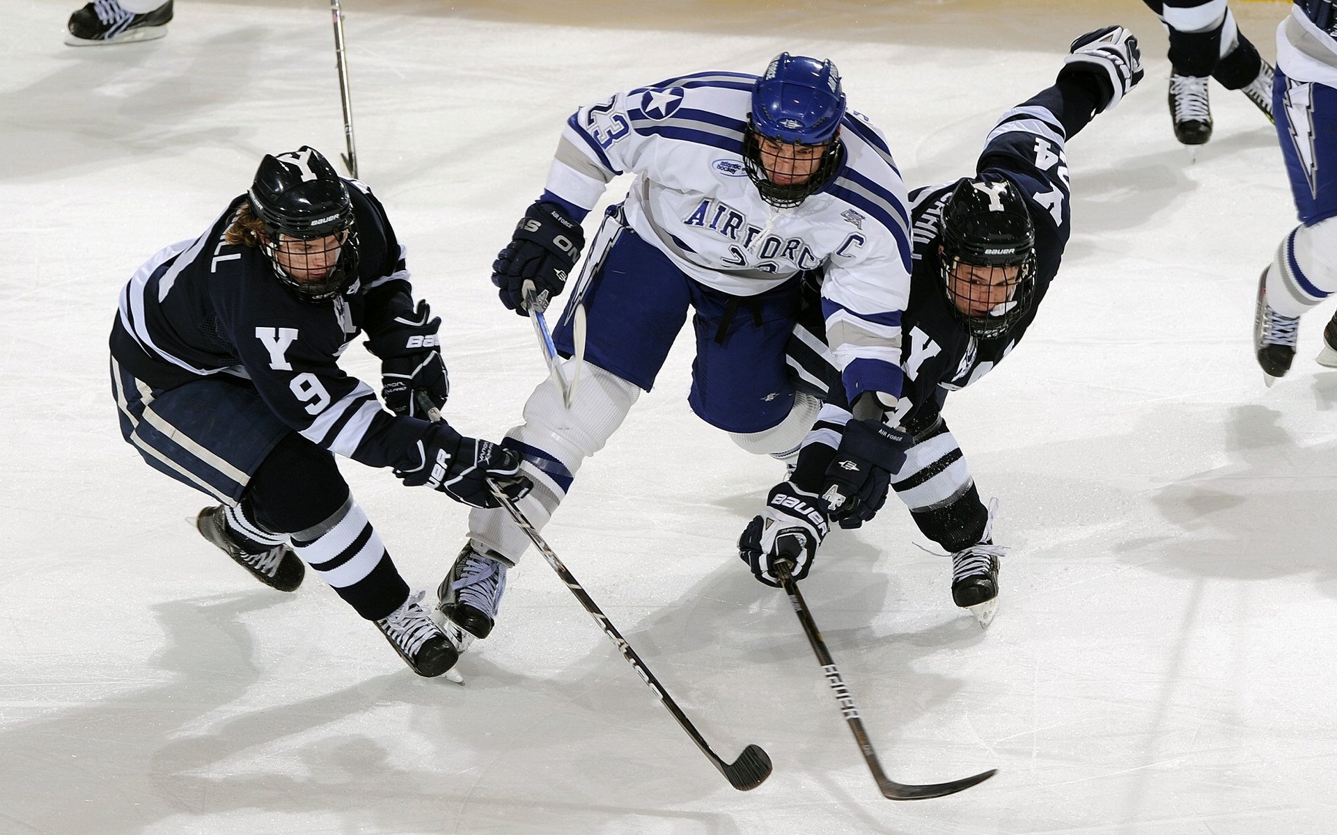 不是退场,而是换场!埃里克森开启德甲旅程!,不是退场,而是换场!埃里克森开启德甲旅程了吗