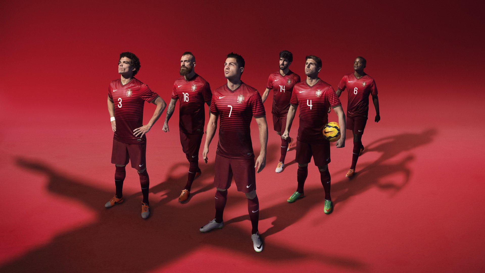 张馨谈女足夺冠路:比赛太累,经常失眠,女足张馨多大